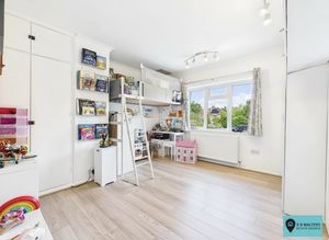 Bedroom- click for photo gallery